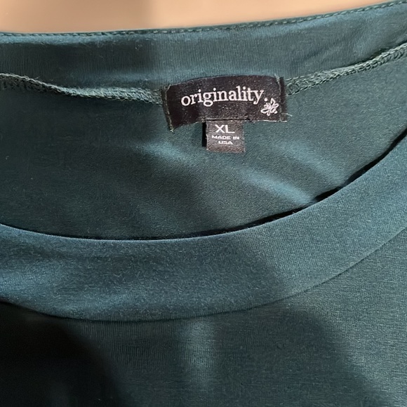 Originality top XL NWT - Picture 7 of 7